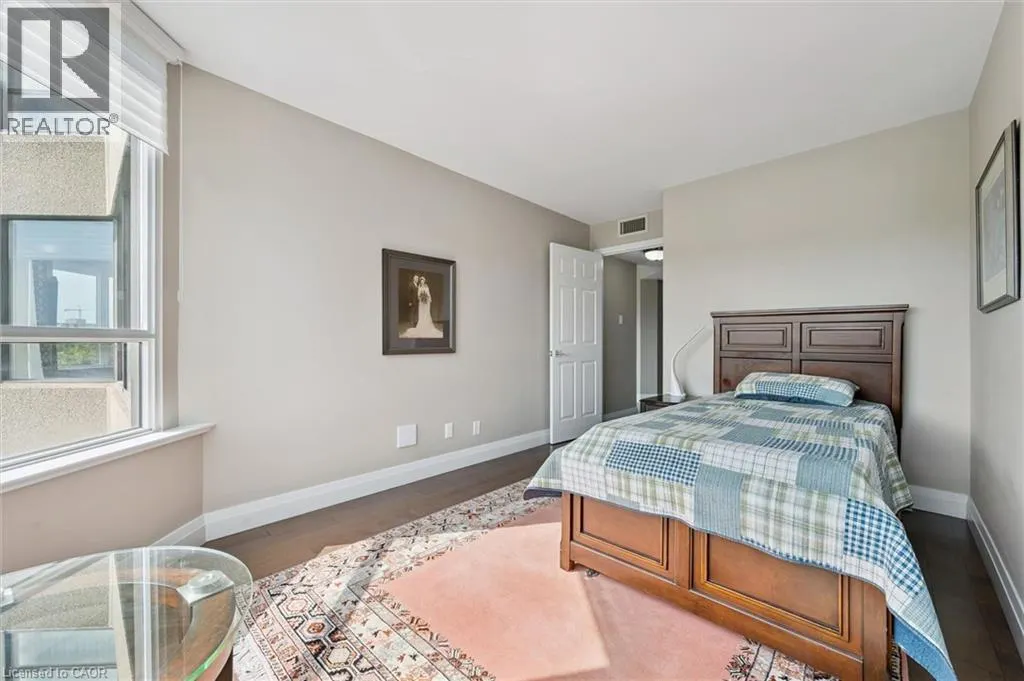 6 WILLOW Street Unit# 602 #602