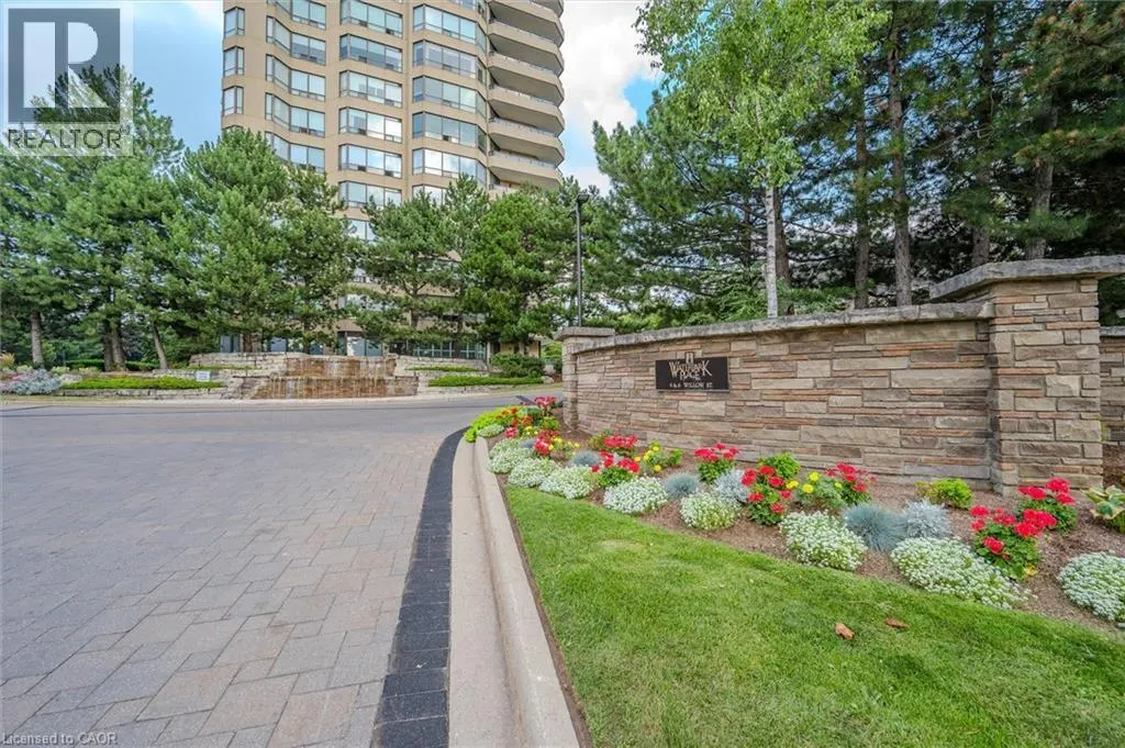 6 WILLOW Street Unit# 602 #602