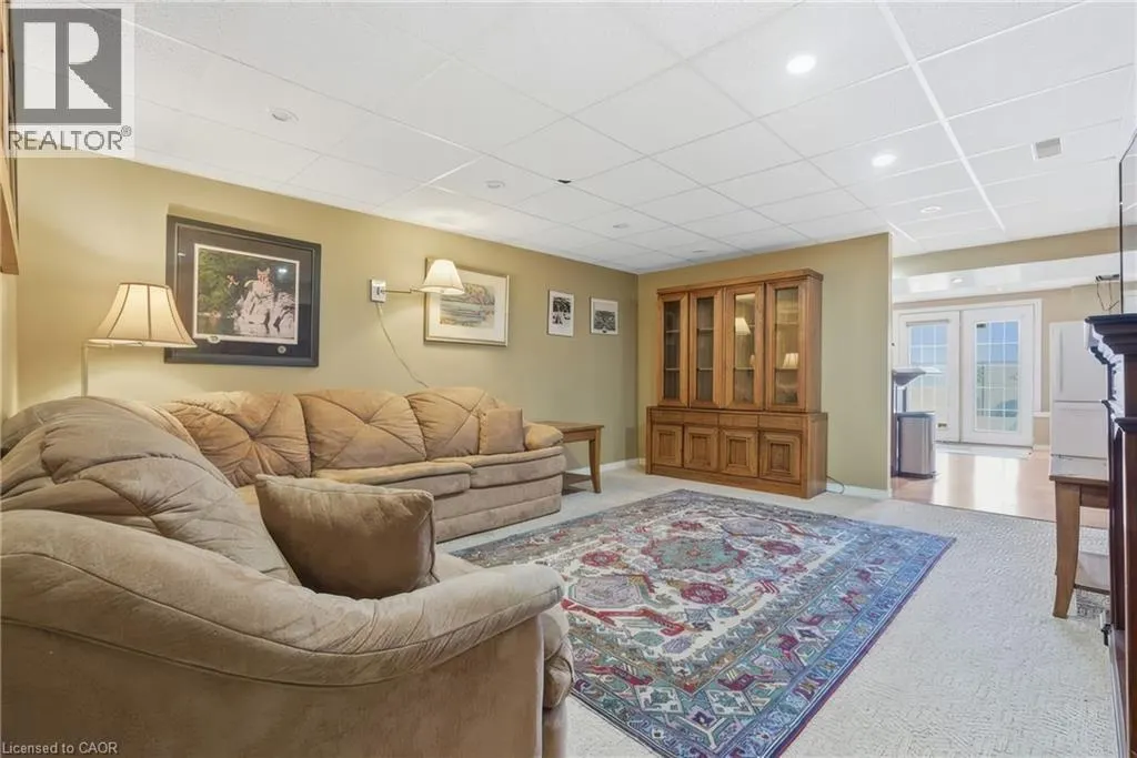 195 GREEN VISTA Drive