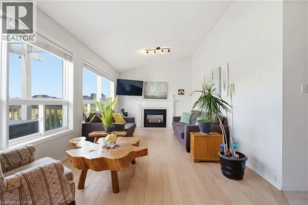 195 GREEN VISTA Drive