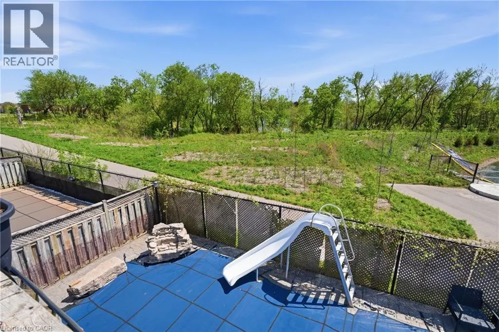 195 GREEN VISTA Drive