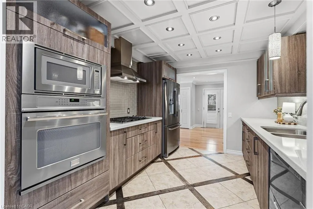 23 RIVER VIEW Drive