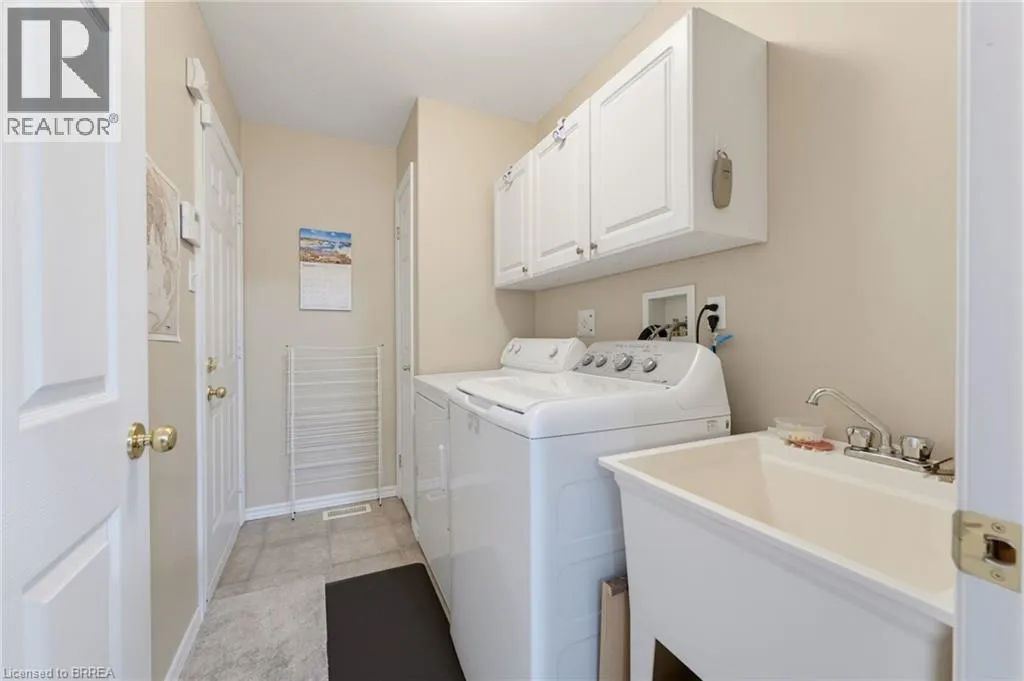 73 MORTON Avenue W Unit# 9 #9
