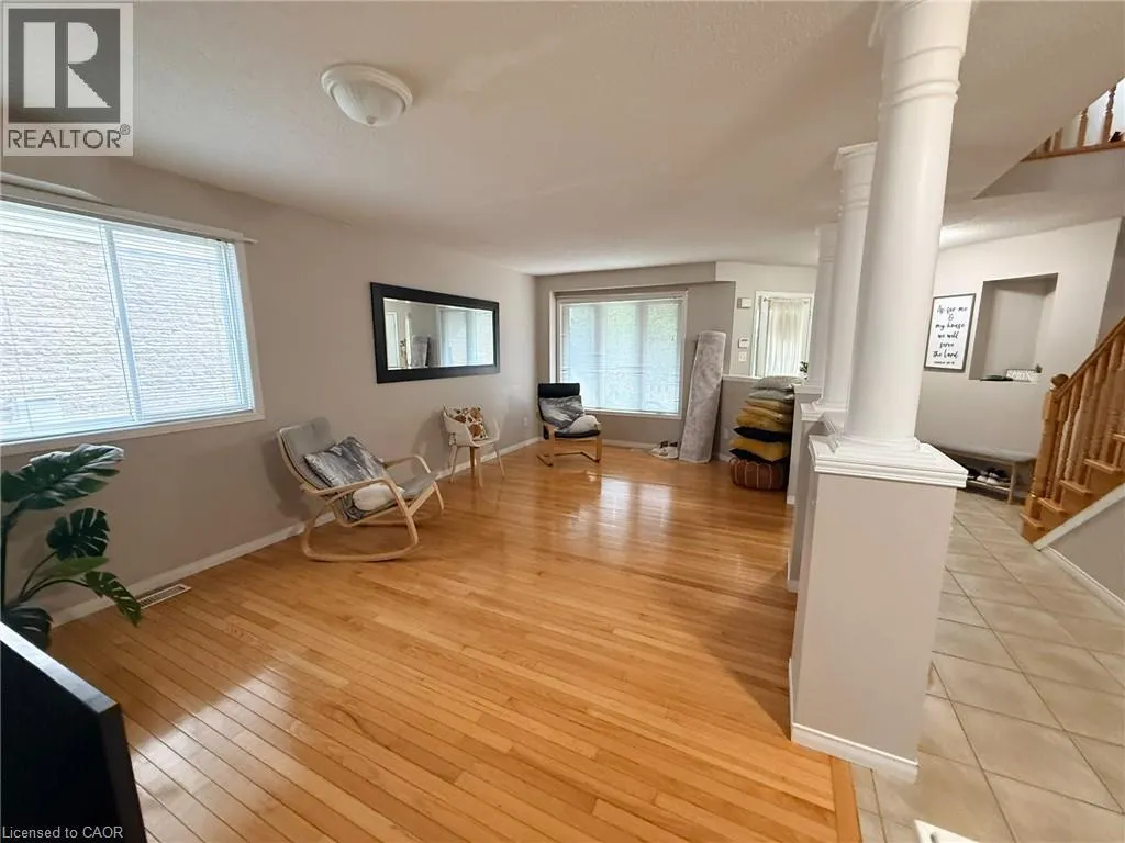424 NEWPORT Drive