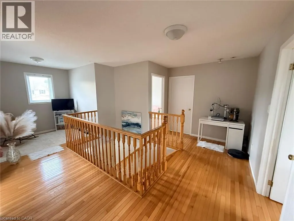 424 NEWPORT Drive