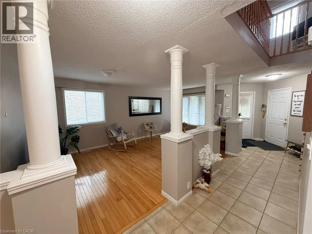 424 NEWPORT Drive