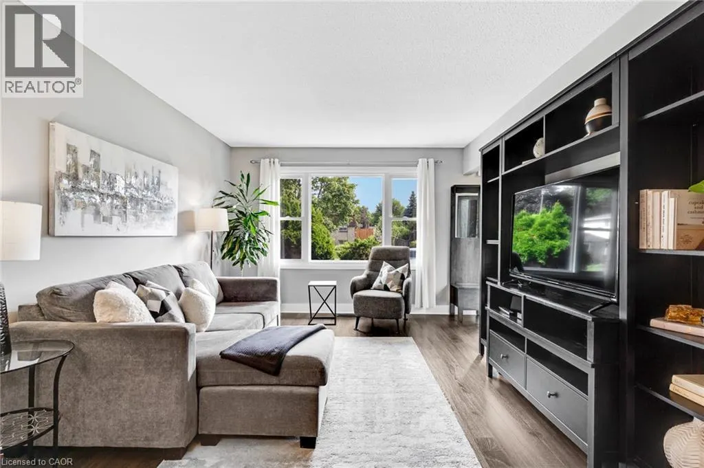 18 BISMARK Drive