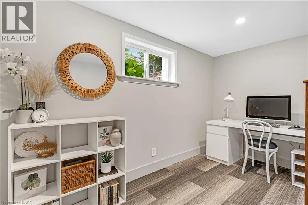 18 BISMARK Drive