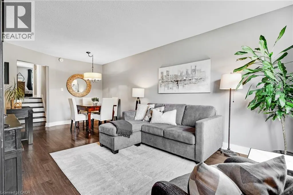18 BISMARK Drive