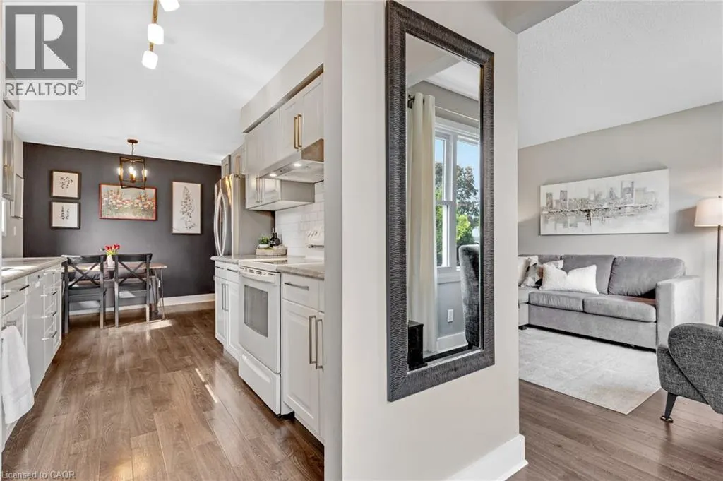 18 BISMARK Drive
