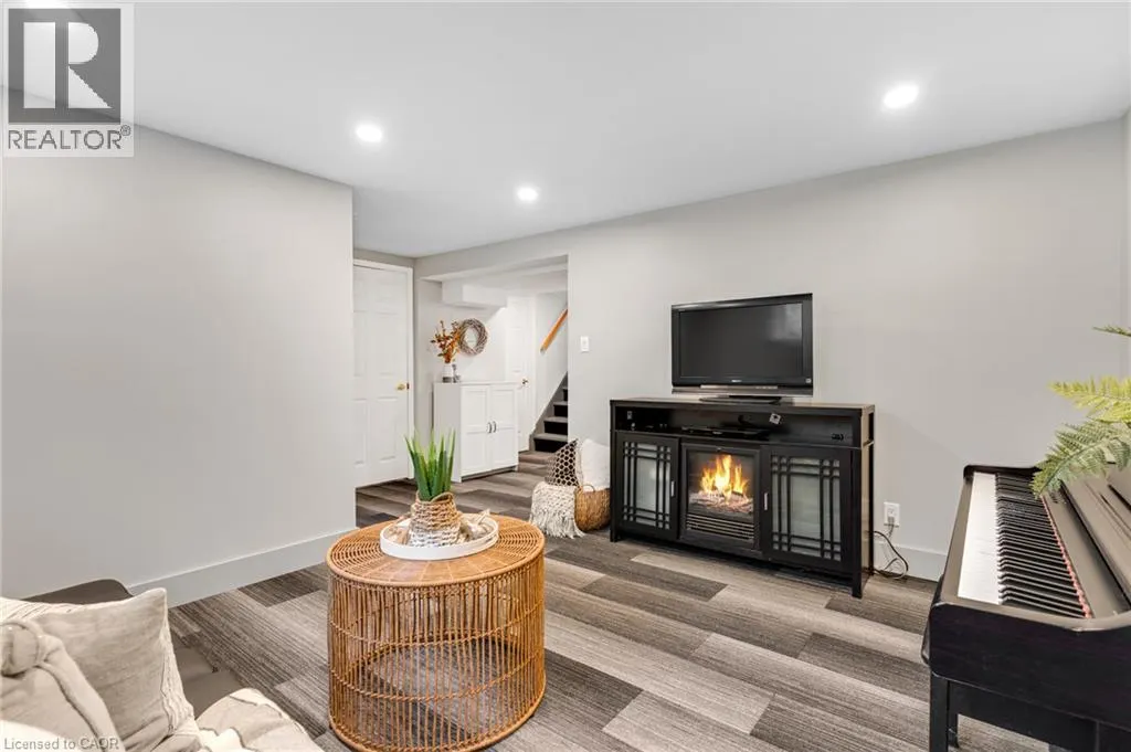 18 BISMARK Drive