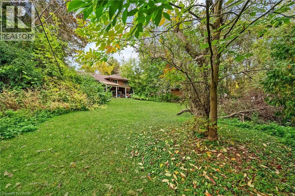 1342 SEDGEWICK Crescent