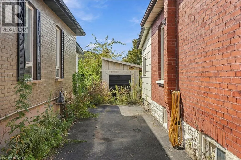 7 TOM Street