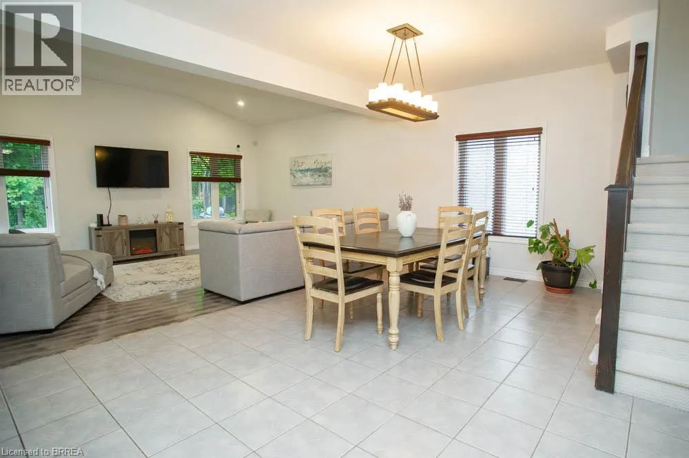 217 WOODWAY Trail