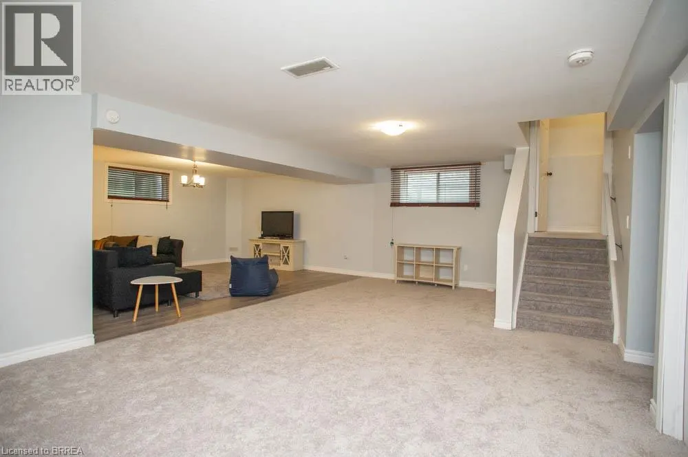217 WOODWAY Trail