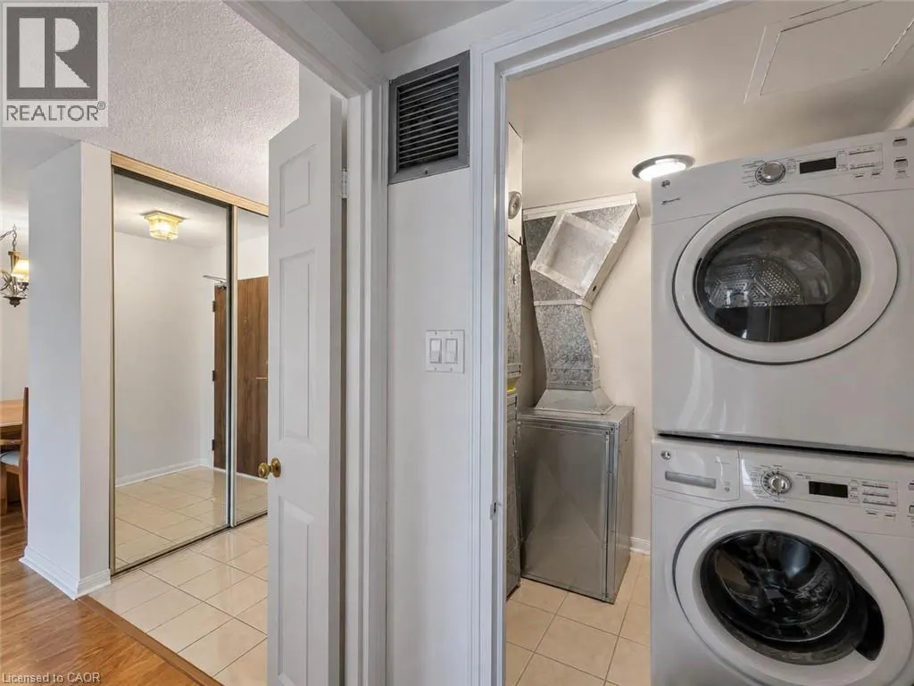 1230 MARLBOROUGH Court Unit# 202 #202