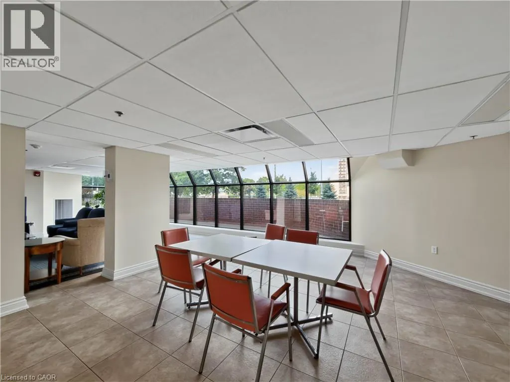 1230 MARLBOROUGH Court Unit# 202 #202