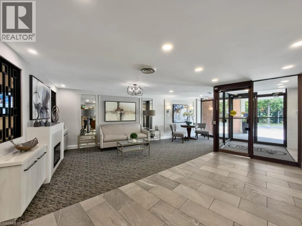 1230 MARLBOROUGH Court Unit# 202 #202