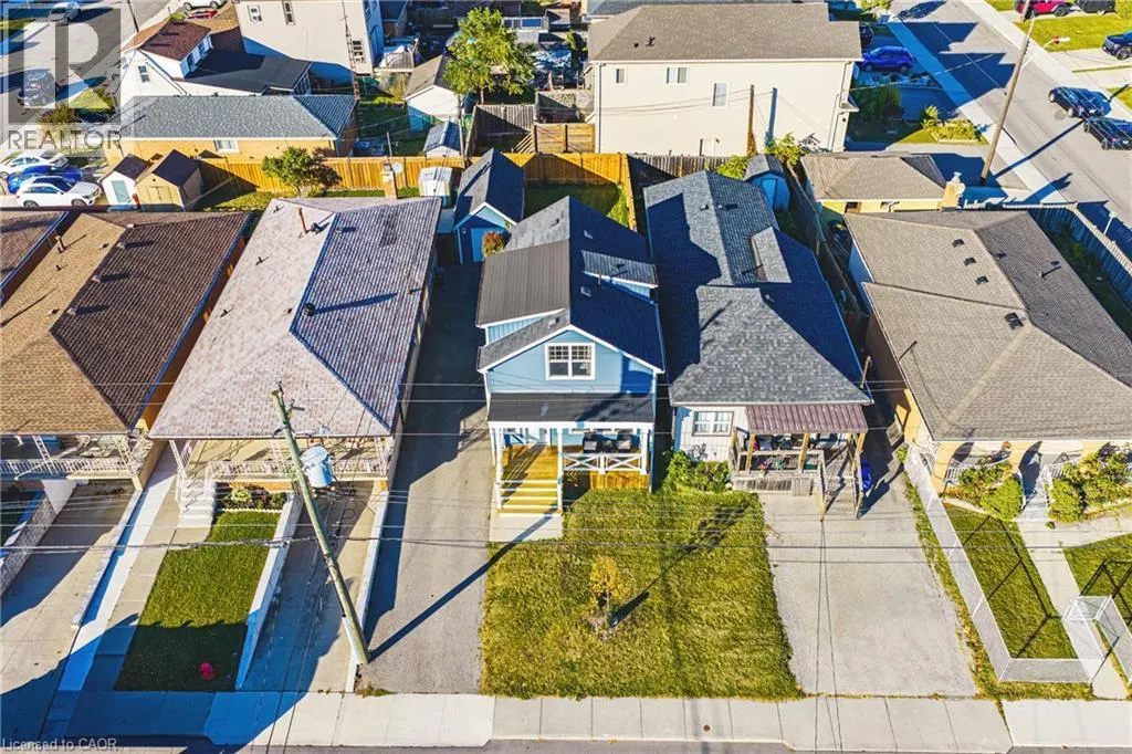 1231 DUNSMURE Road