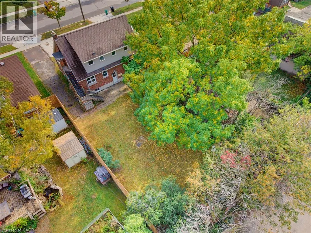 25 MEINZINGER Avenue