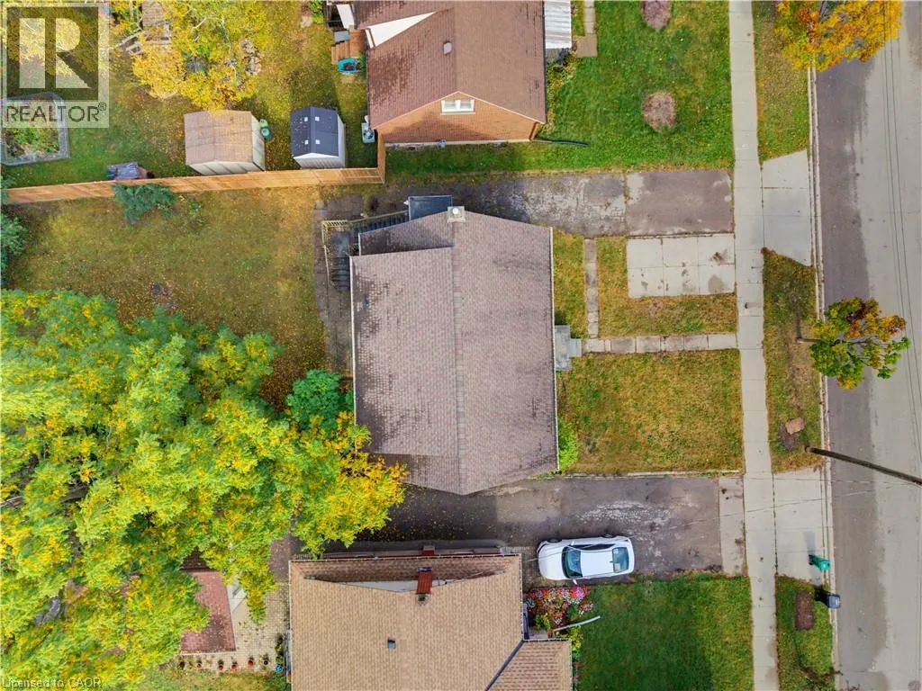 25 MEINZINGER Avenue