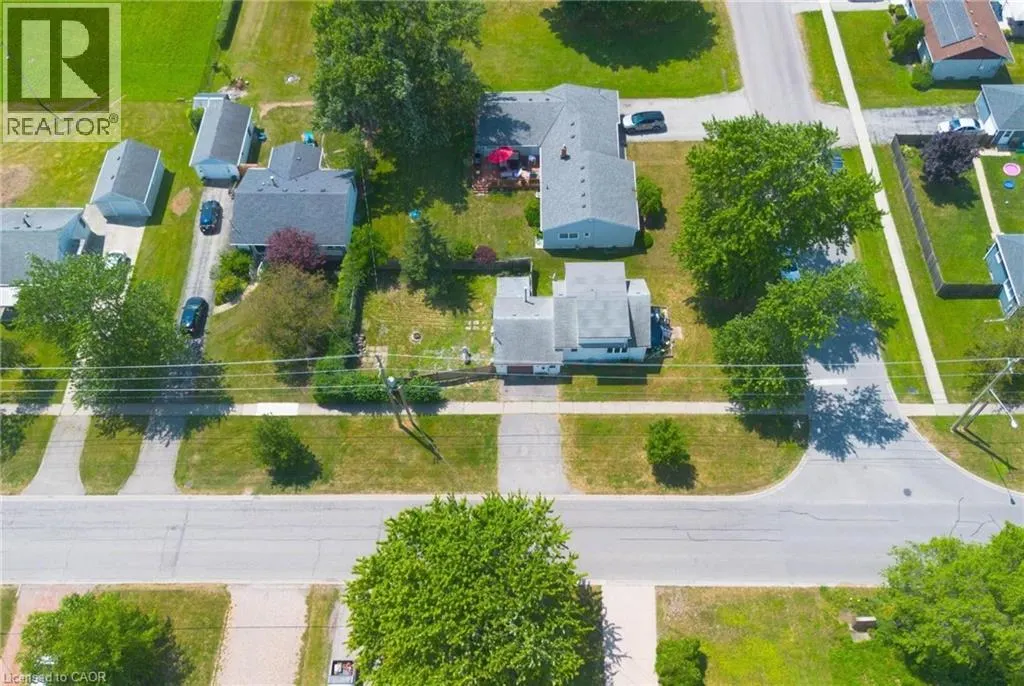 1217 ORCHARD Avenue