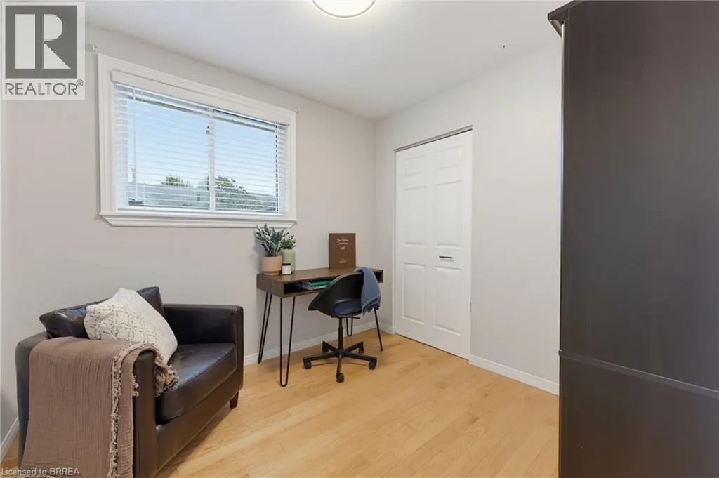 35 SCOTT Road
