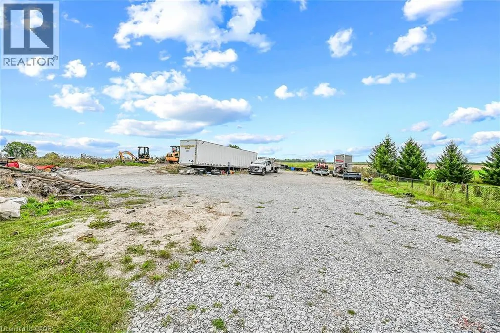 435 HIGHWAY 54 Road