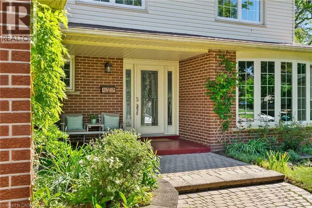 255 SPRING GARDEN Road