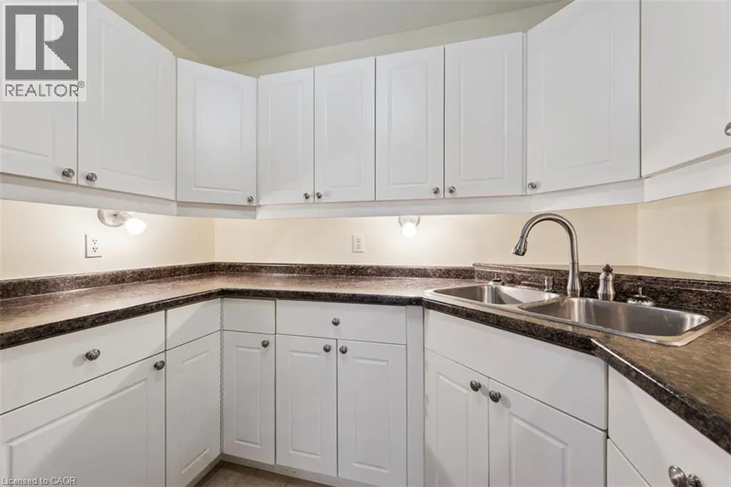 360 ERBSVILLE Road Unit# 18 #18