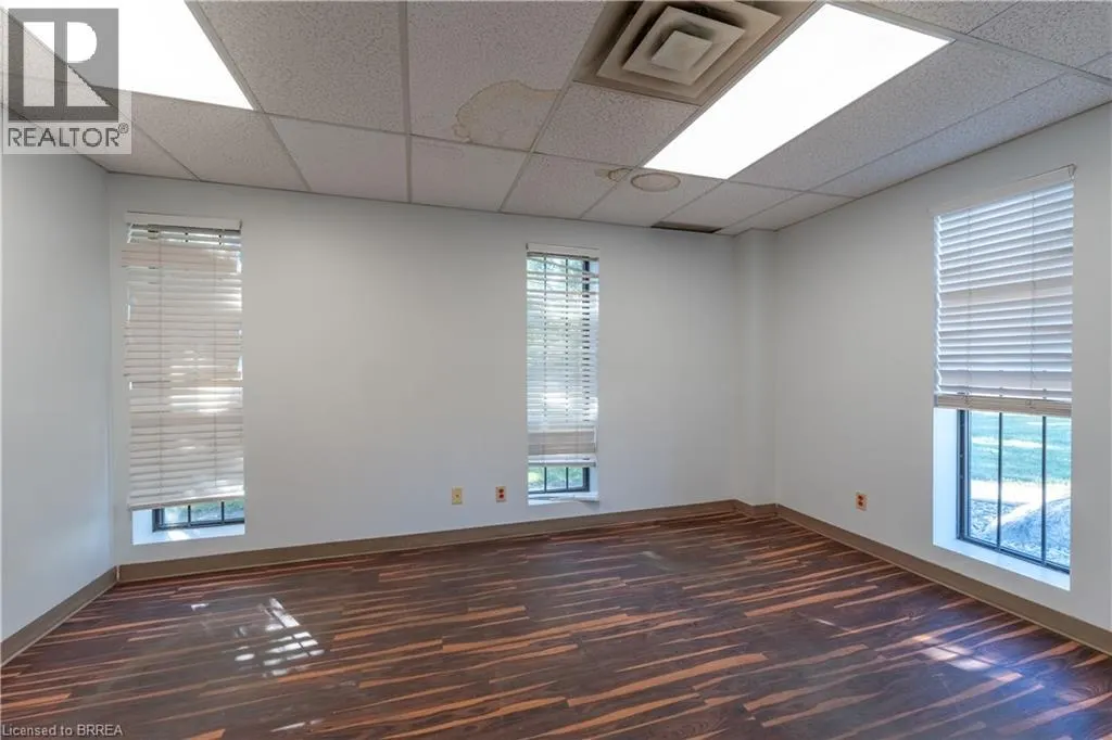 10 PLANT FARM Boulevard Unit# 4 #4