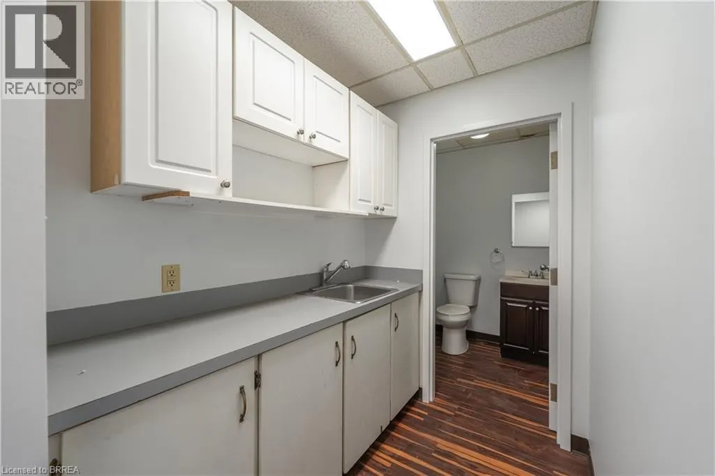 10 PLANT FARM Boulevard Unit# 4 #4