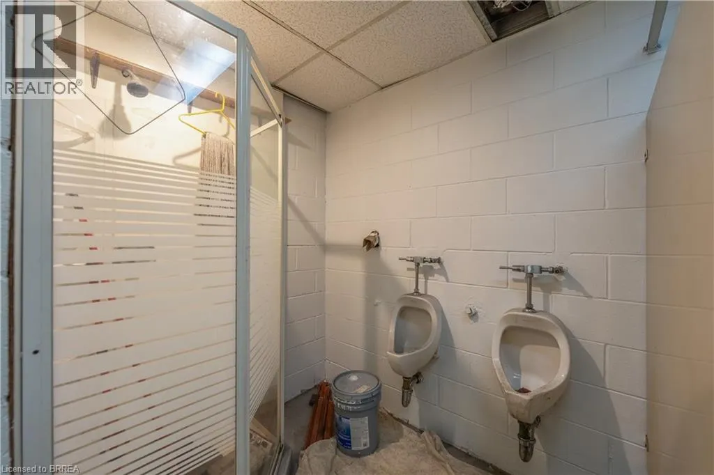 10 PLANT FARM Boulevard Unit# 4 #4