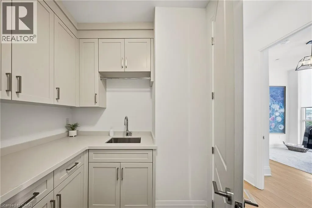 2007 JAMES Street Unit# 2201 #2201
