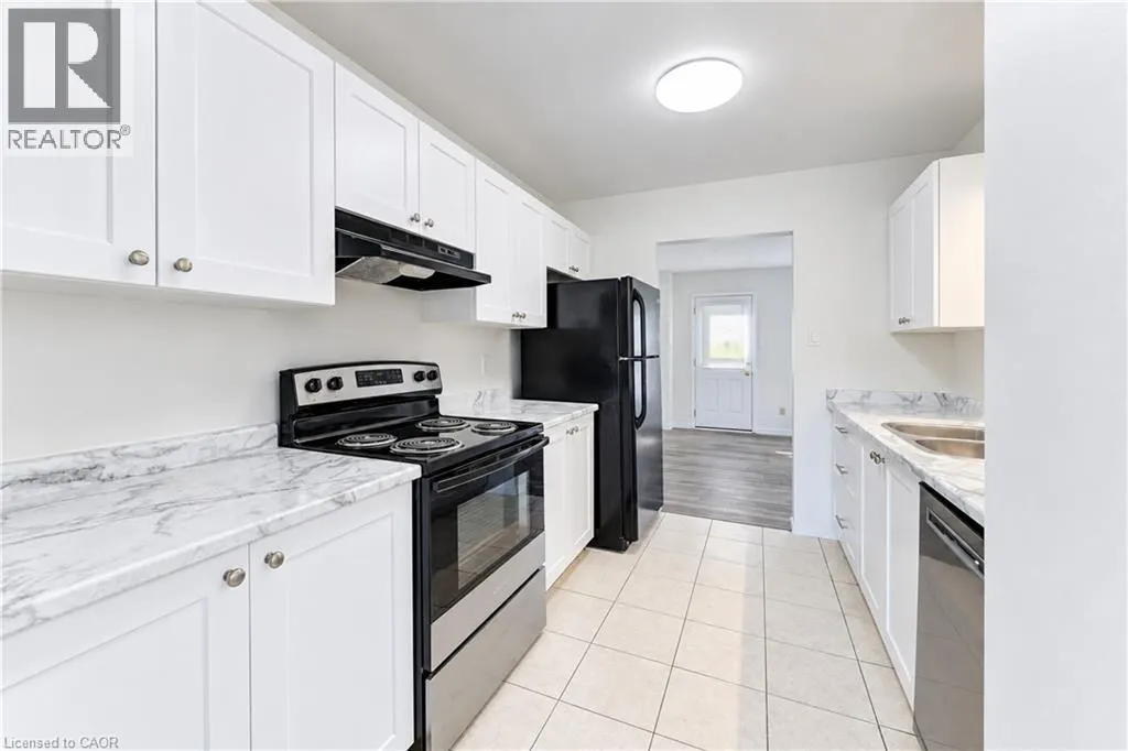 1093 NELLIS Street Unit# 9 #9