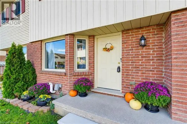 1093 NELLIS Street Unit# 9