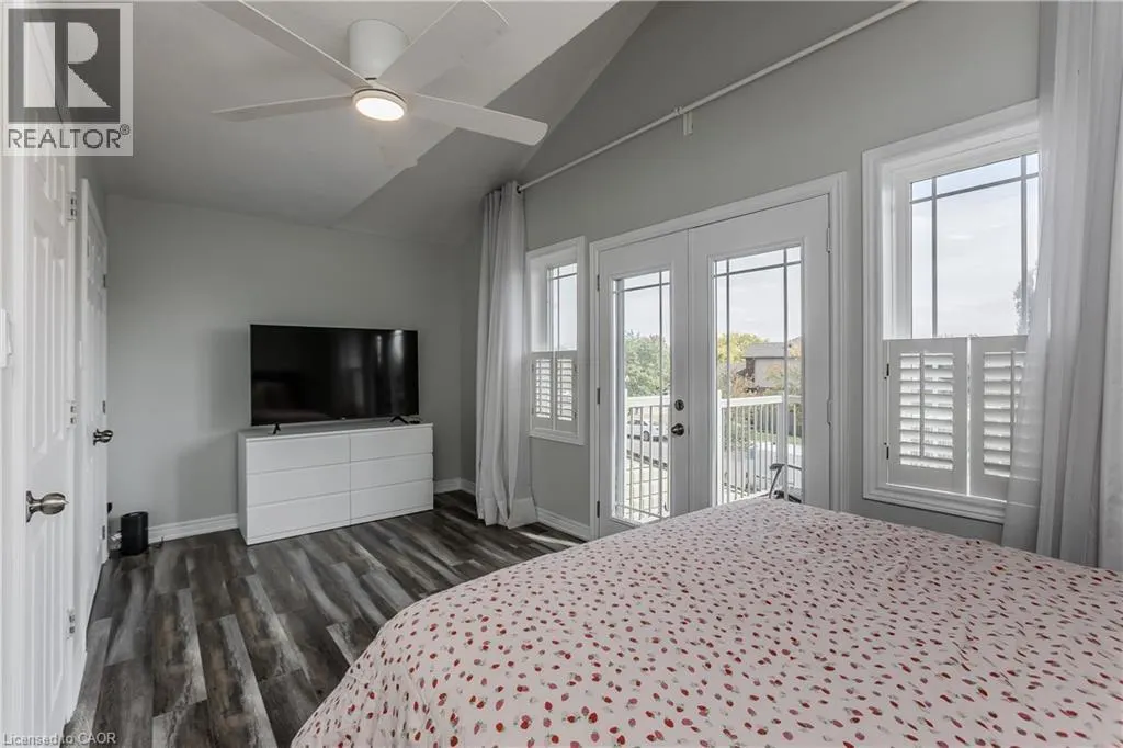 32 GREAT OAK Trail
