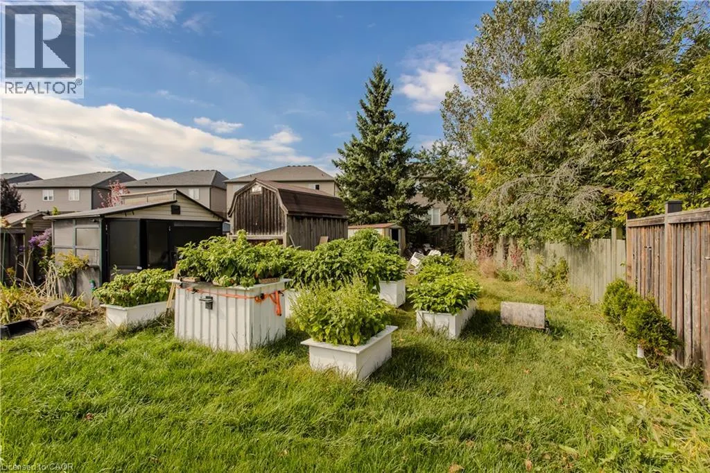 32 GREAT OAK Trail