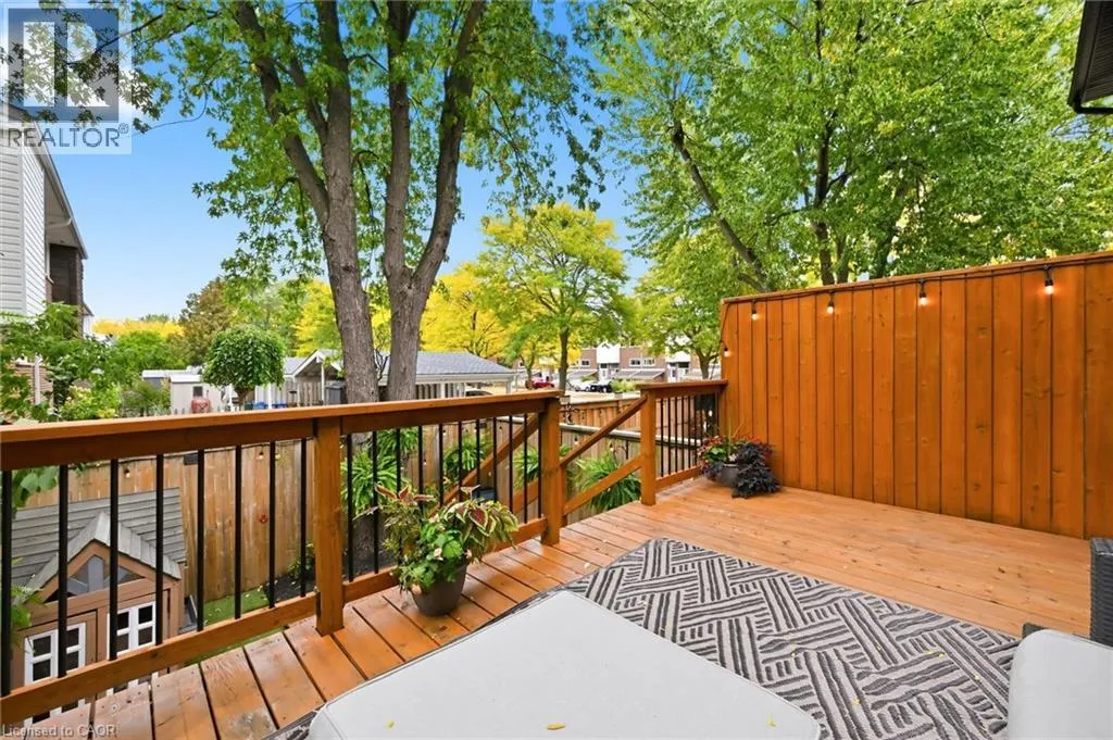5474 SCHUELLER Crescent