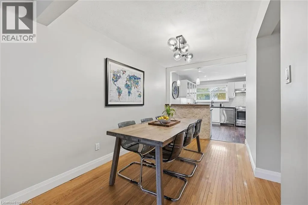 5474 SCHUELLER Crescent