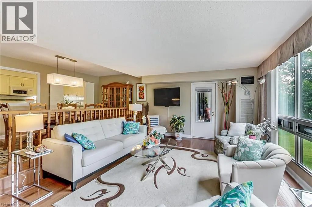 2185 MARINE Drive Unit# 202 #202