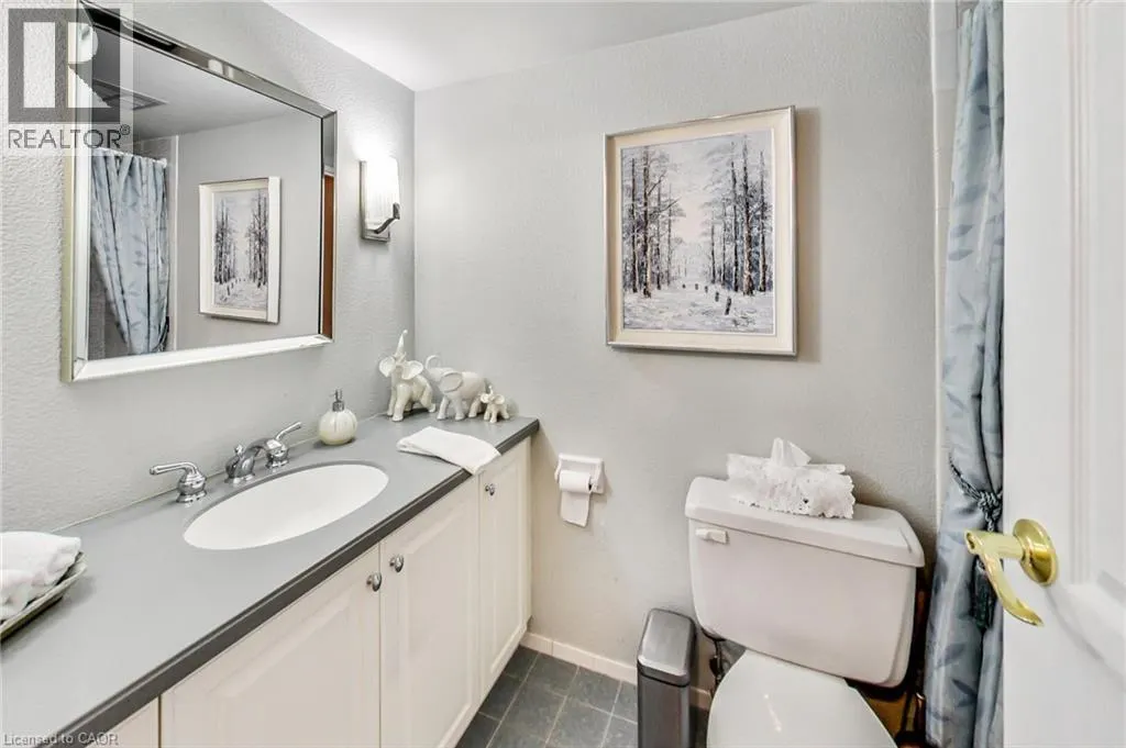 2185 MARINE Drive Unit# 202 #202