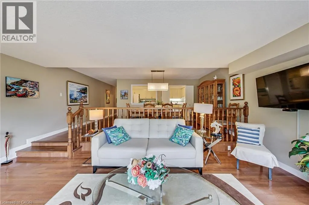 2185 MARINE Drive Unit# 202 #202