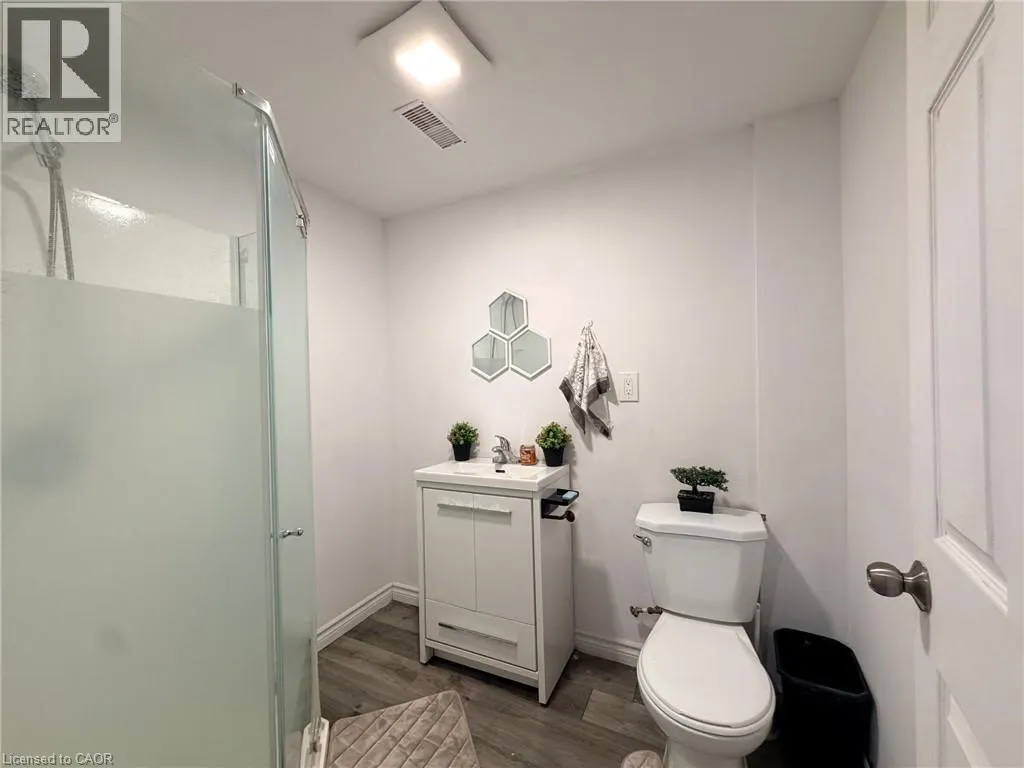 195 FERGUSON Drive Unit# 6 #6