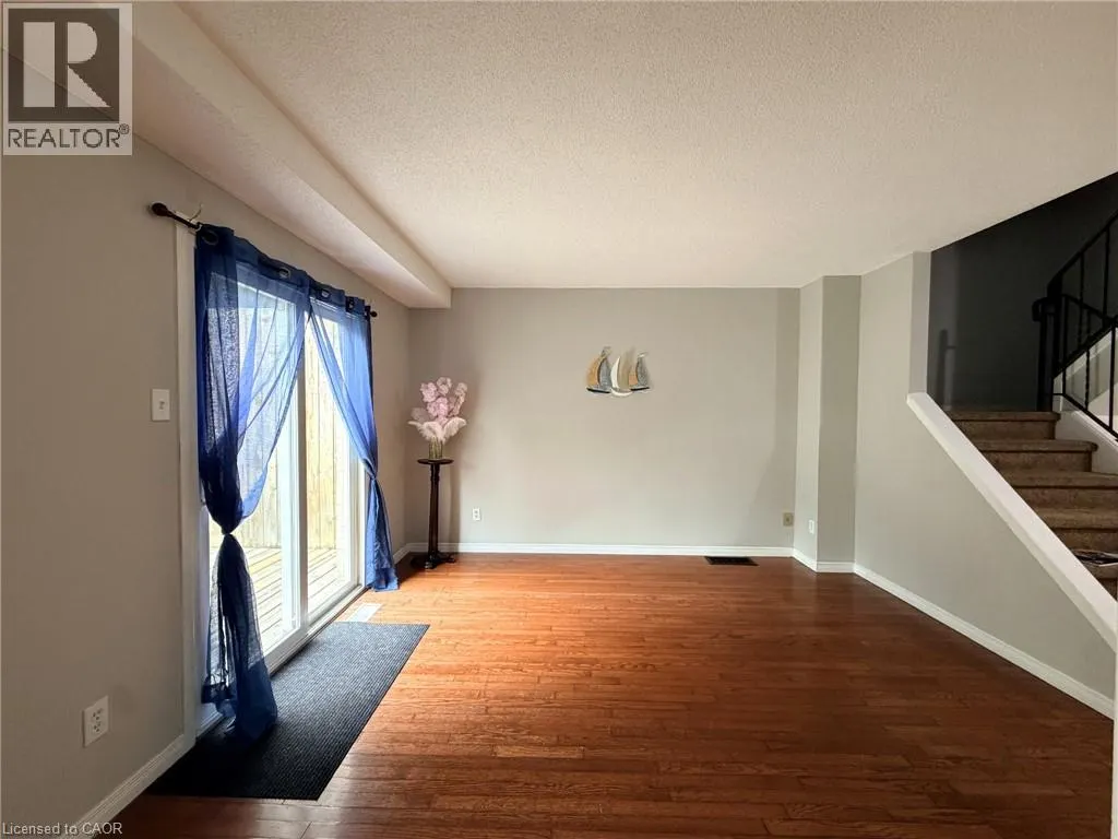 195 FERGUSON Drive Unit# 6 #6