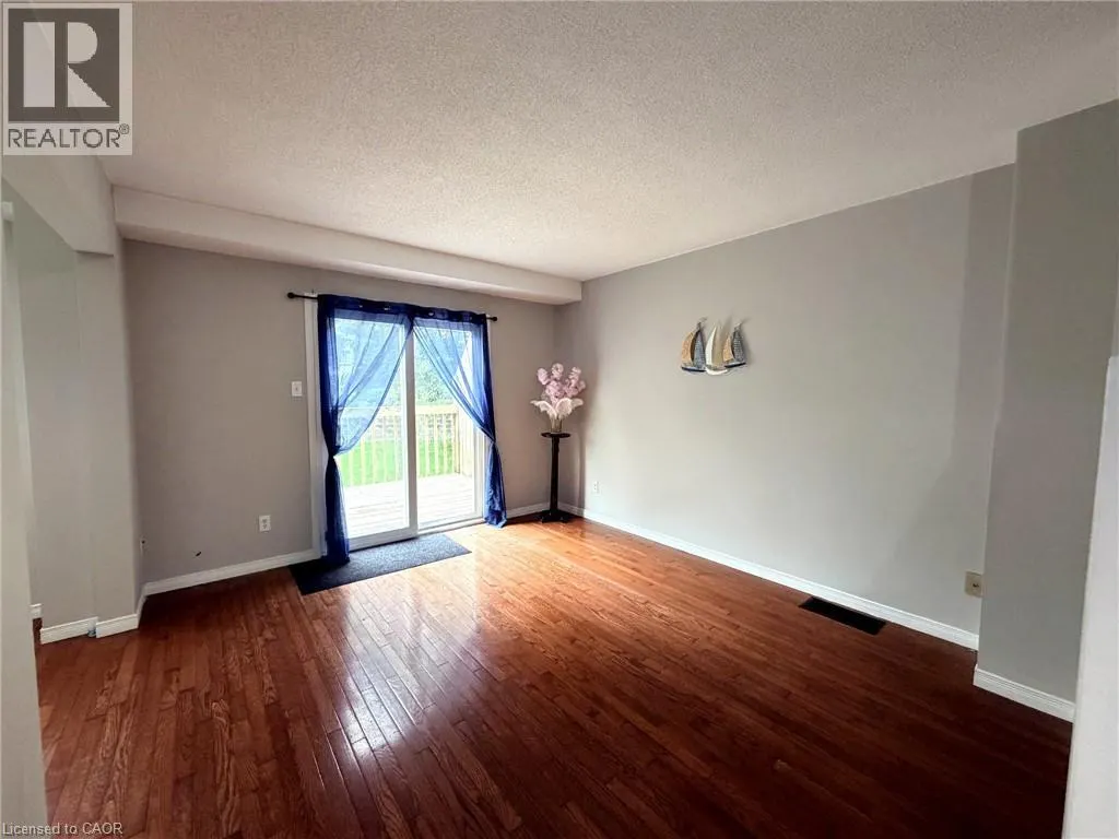 195 FERGUSON Drive Unit# 6 #6