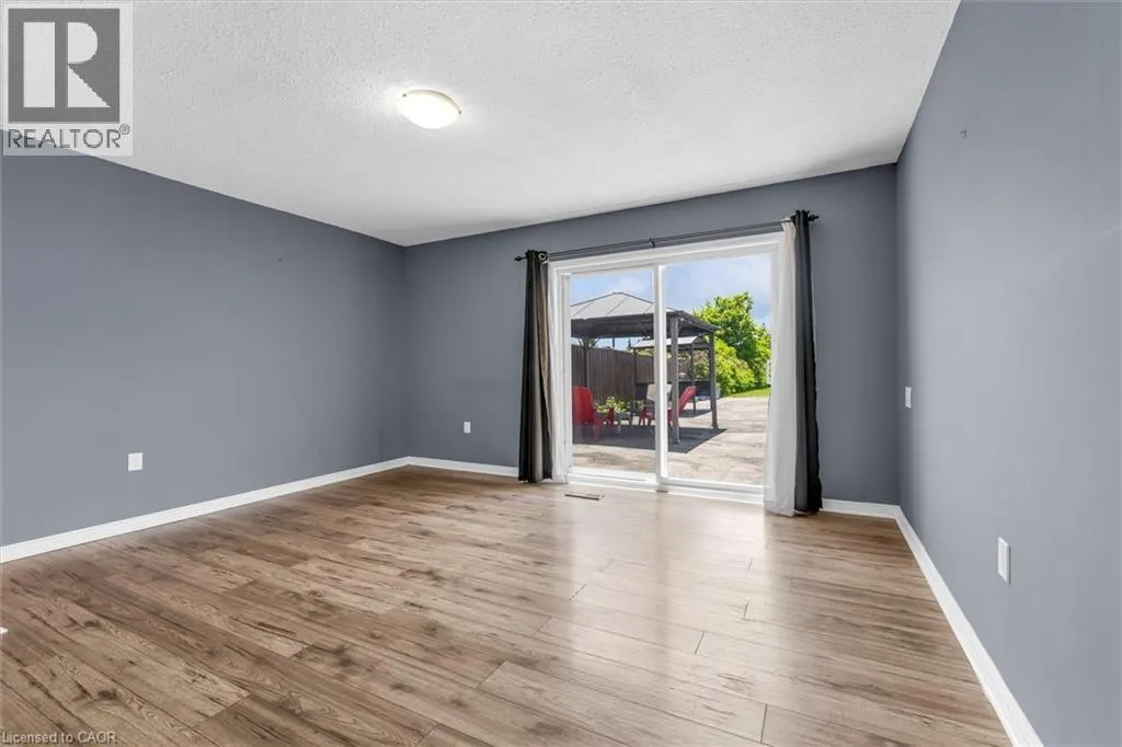 261 LIMERIDGE Road W