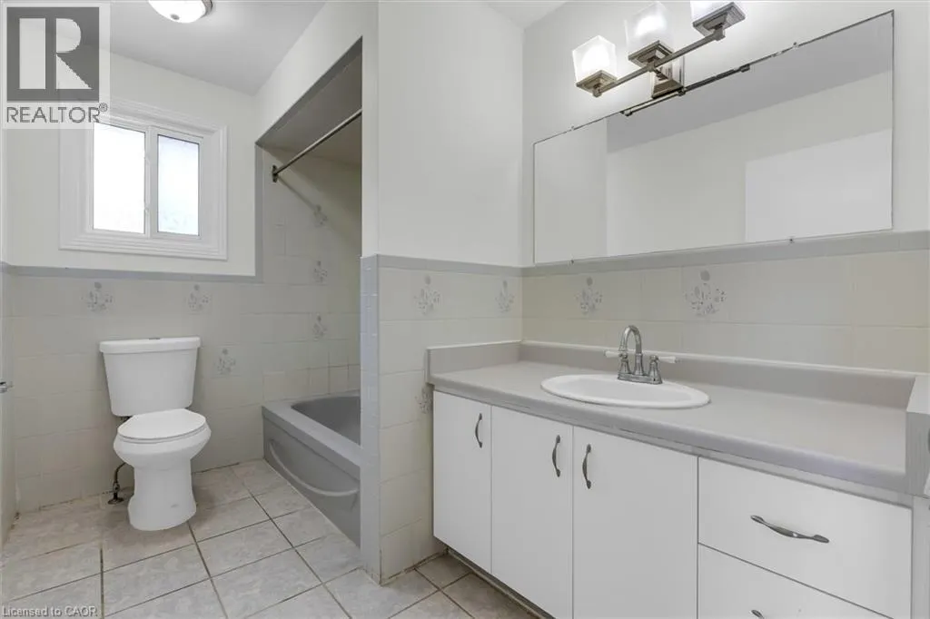 261 LIMERIDGE Road W