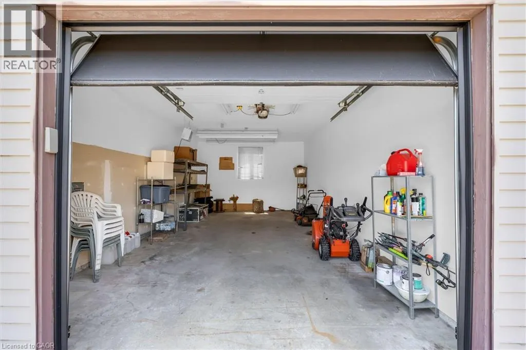 261 LIMERIDGE Road W