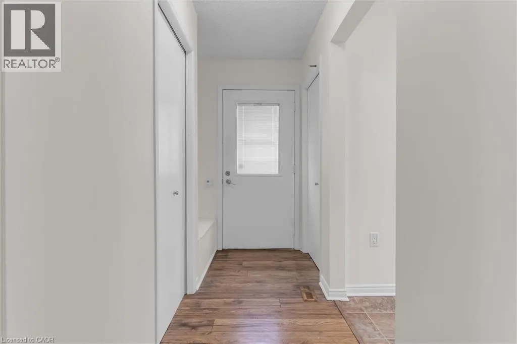 261 LIMERIDGE Road W